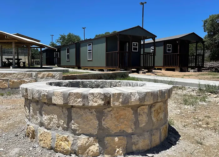 Canyon Lakeview Resort